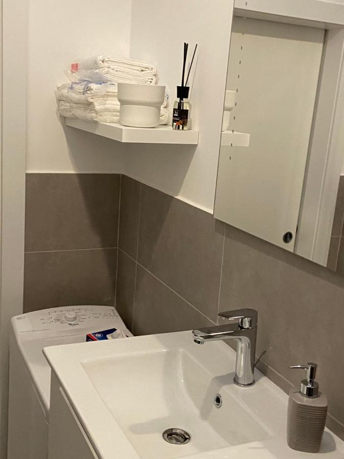 Lm Tortona House Apartment Milan Bagian luar foto